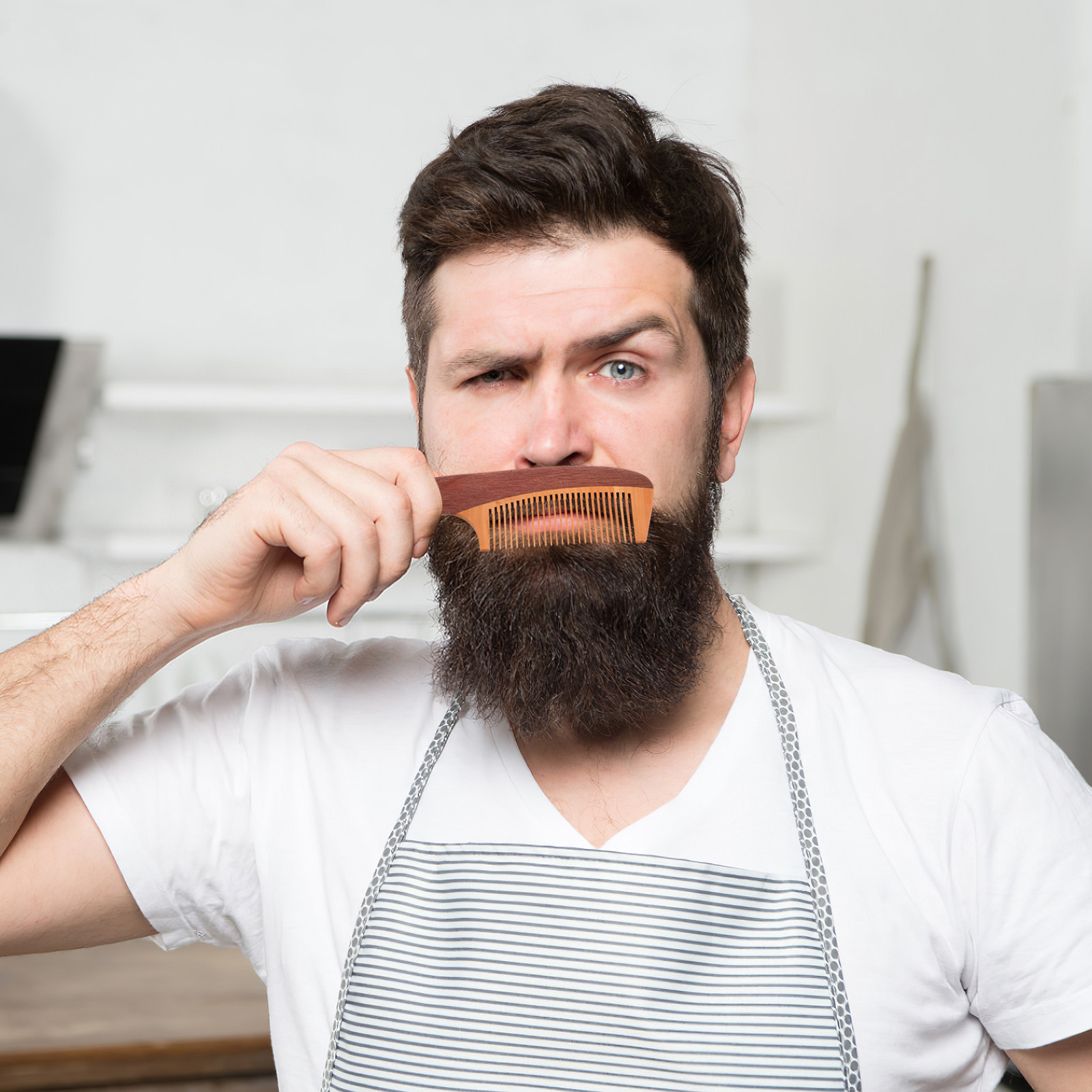 Sisir Jenggot untuk Pria, Sisi - Beard Oil ulasan dan harga
